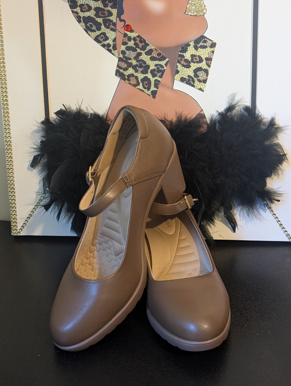 Cusolemore NWOB Mary Jane Cushion Brown Heels